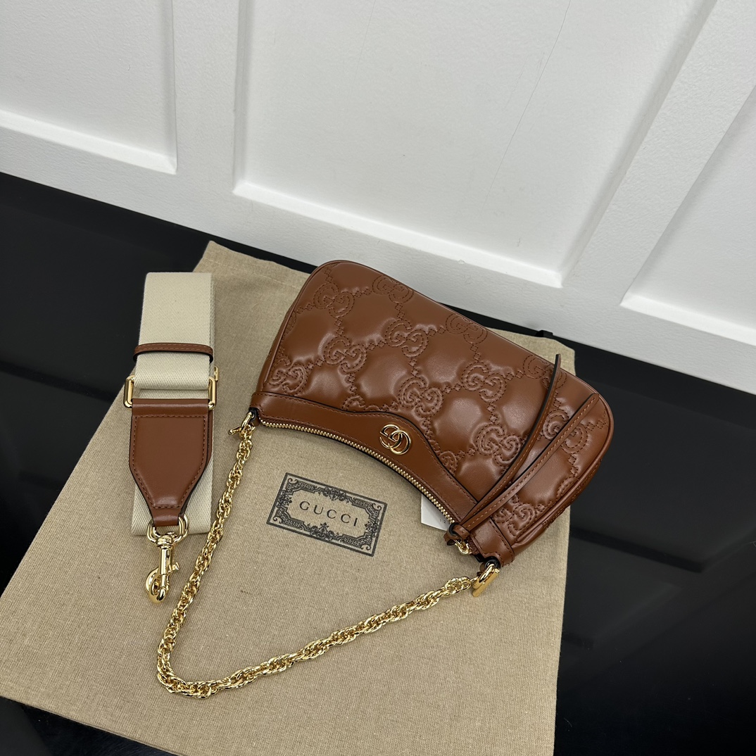 Gucci Hobo Bags